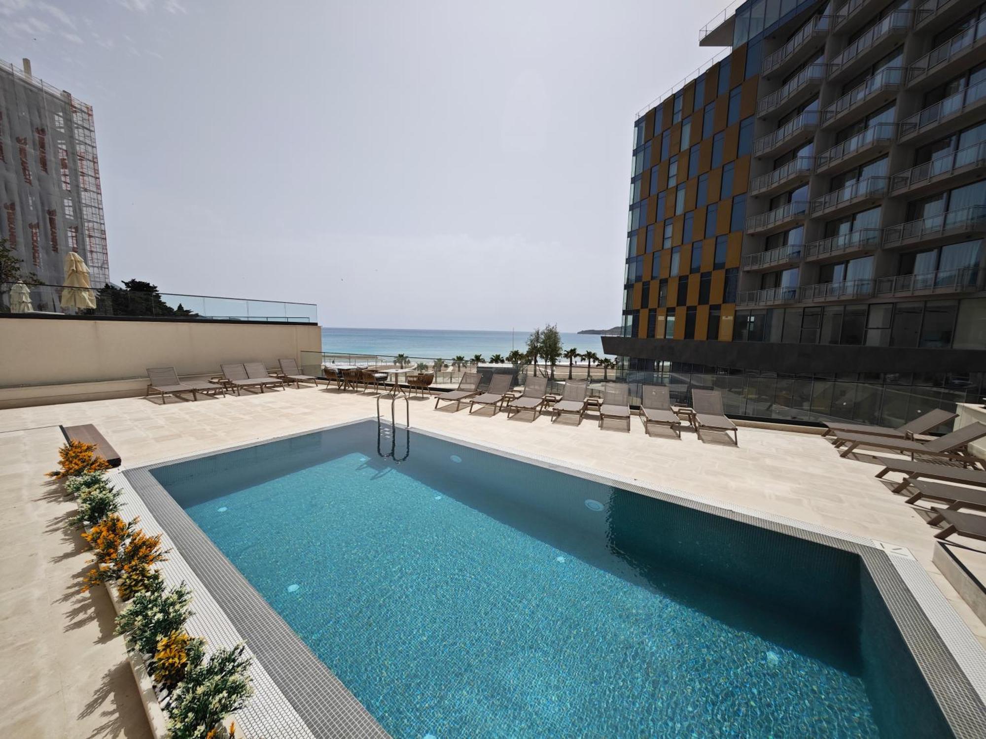 Invictus Hotel بودفا المظهر الخارجي الصورة