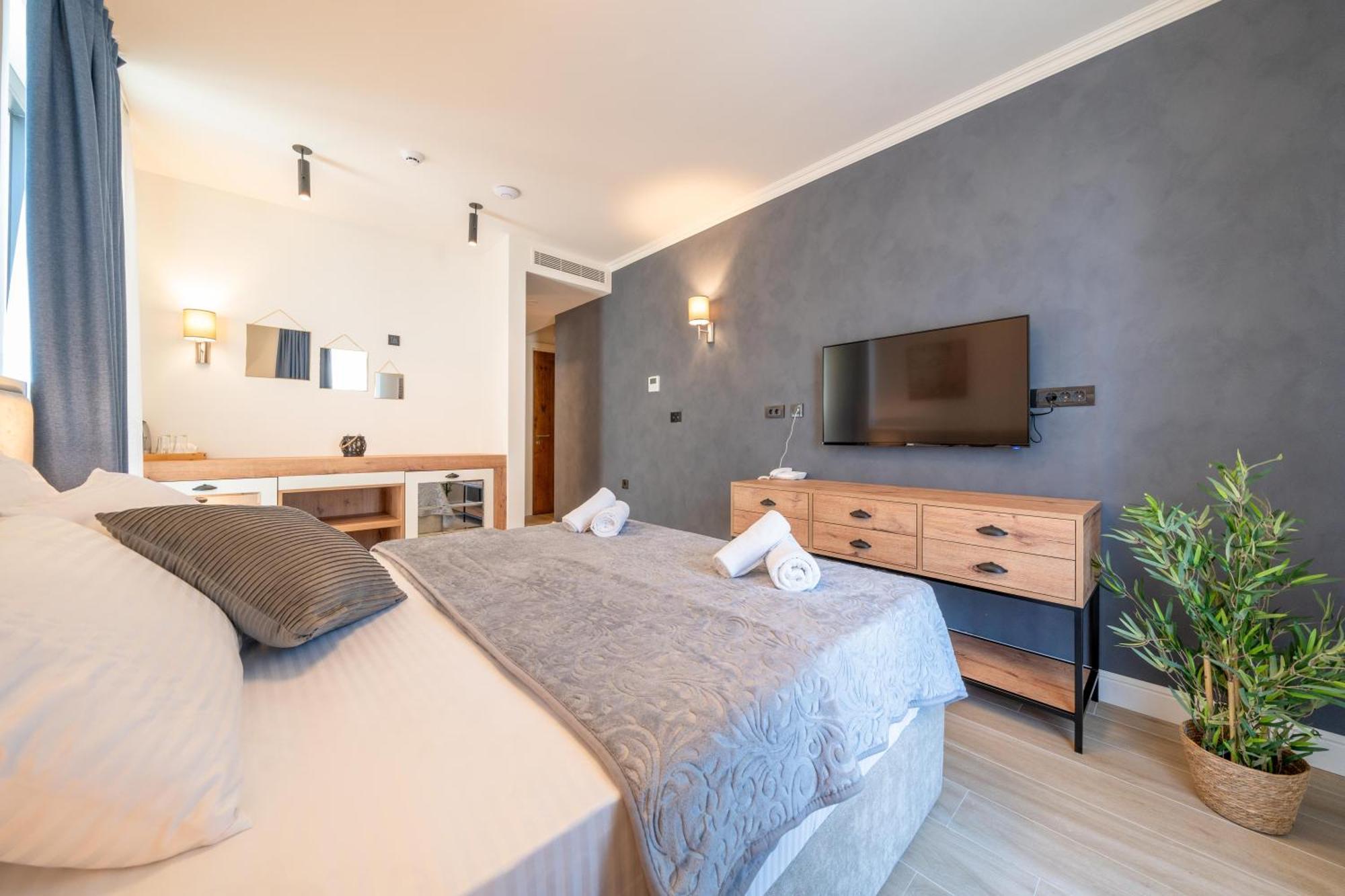 Invictus Hotel بودفا المظهر الخارجي الصورة