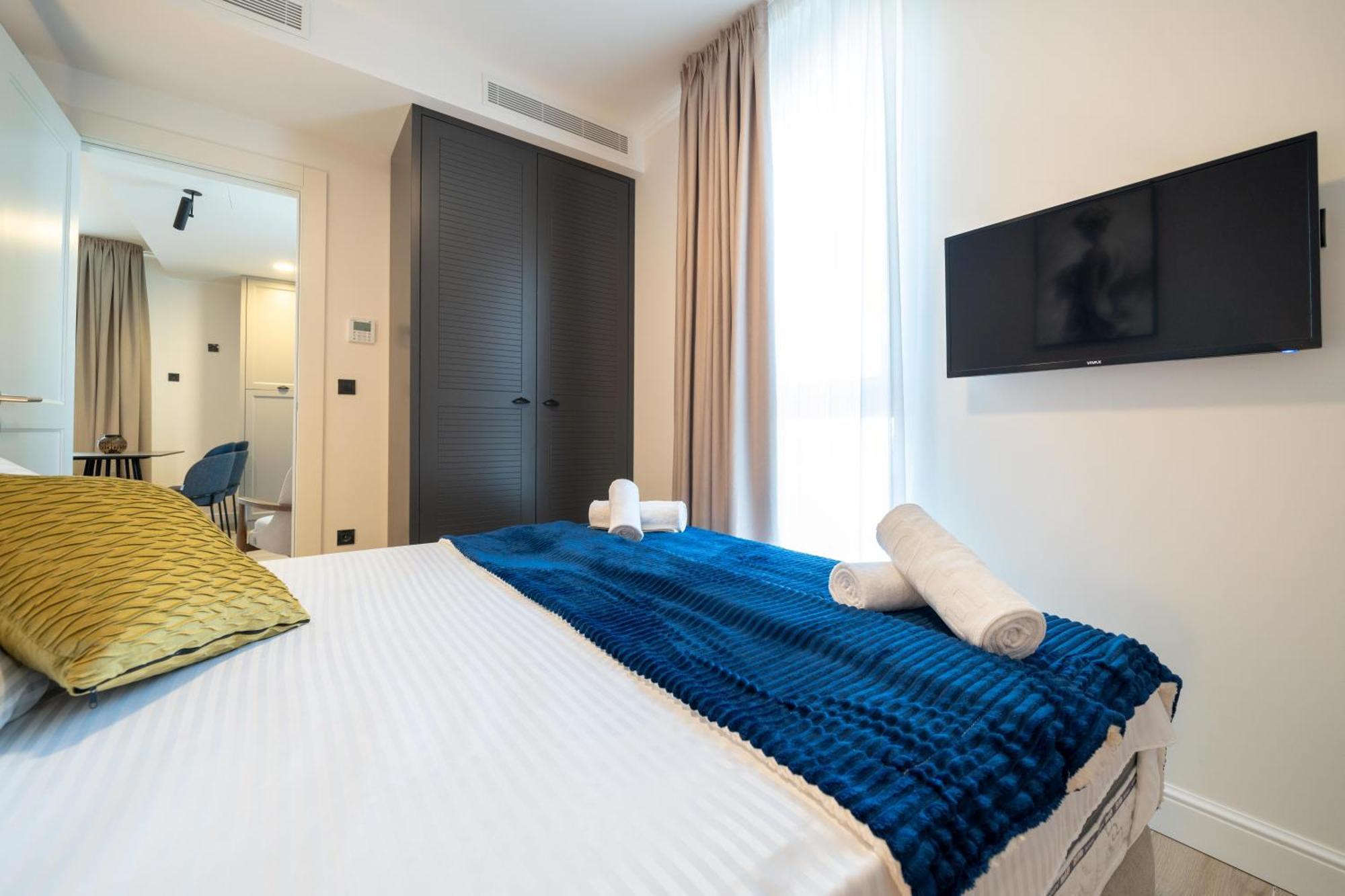 Invictus Hotel بودفا المظهر الخارجي الصورة